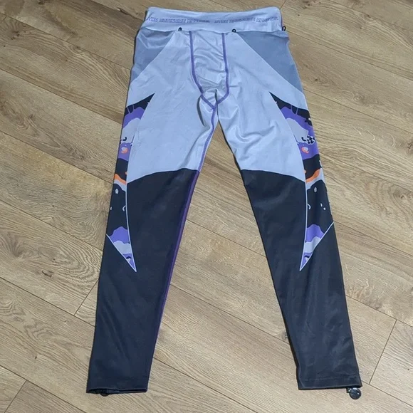 XOA Xtraordinary Apparel purple leggings size Large - Picture 4 of 13